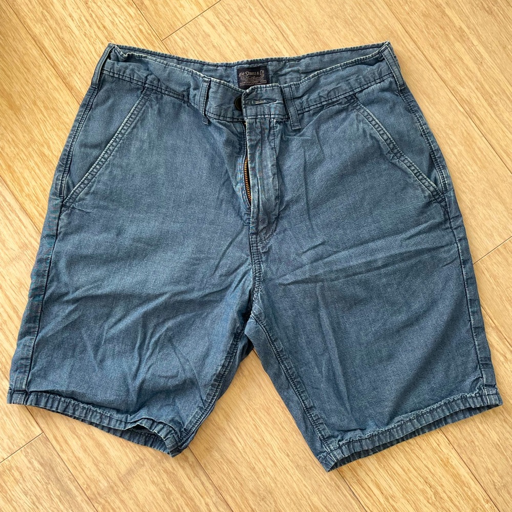 Levi’s chambray shorts 30